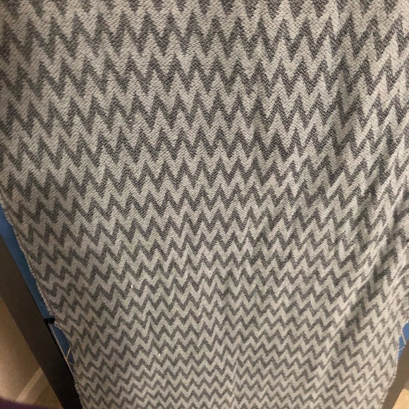 Scarf - Picture 3 of 3